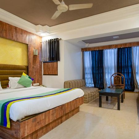 Itsy Hotels Shree Krishna Palace Ahmedabad Bagian luar foto