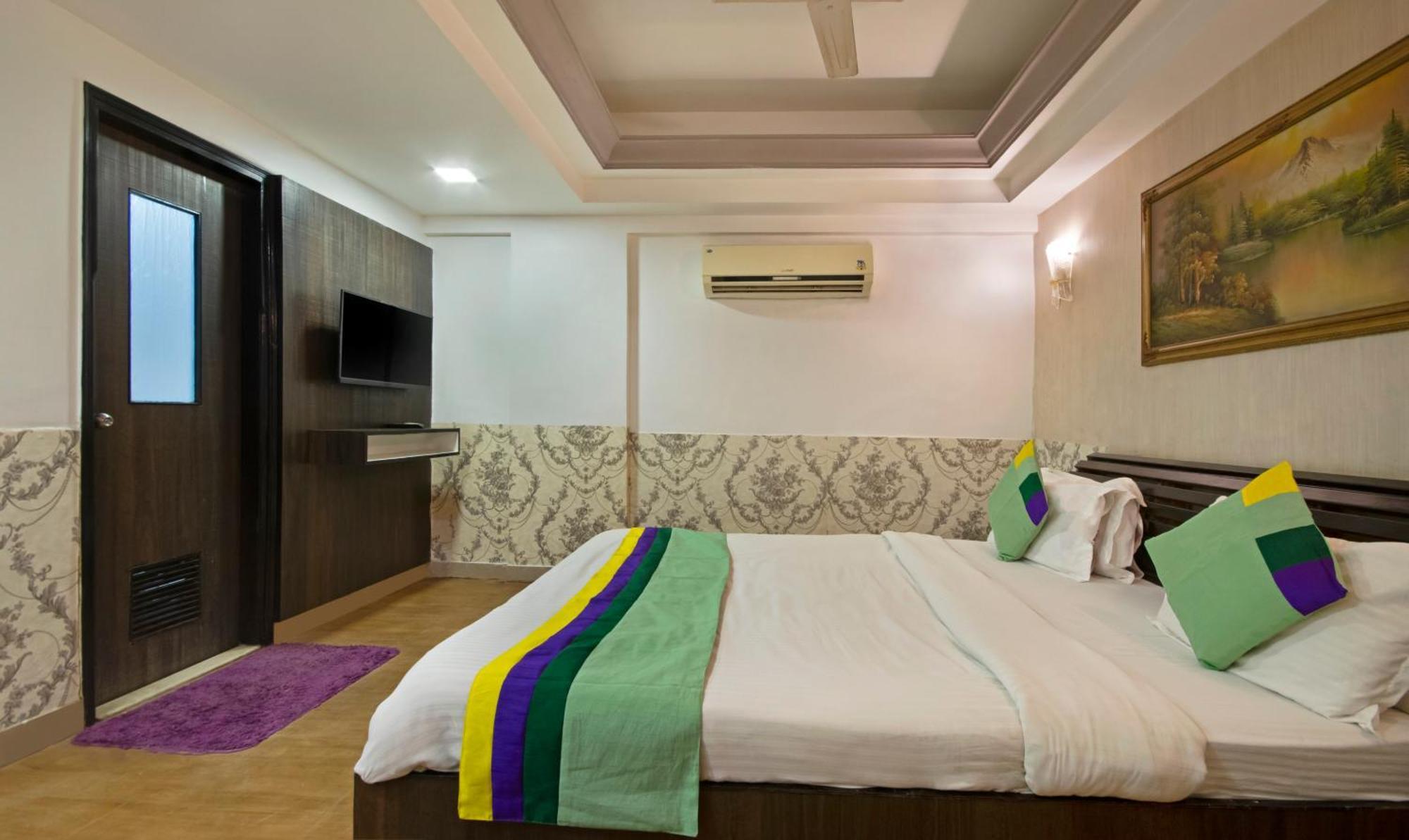 Itsy Hotels Shree Krishna Palace Ahmedabad Bagian luar foto