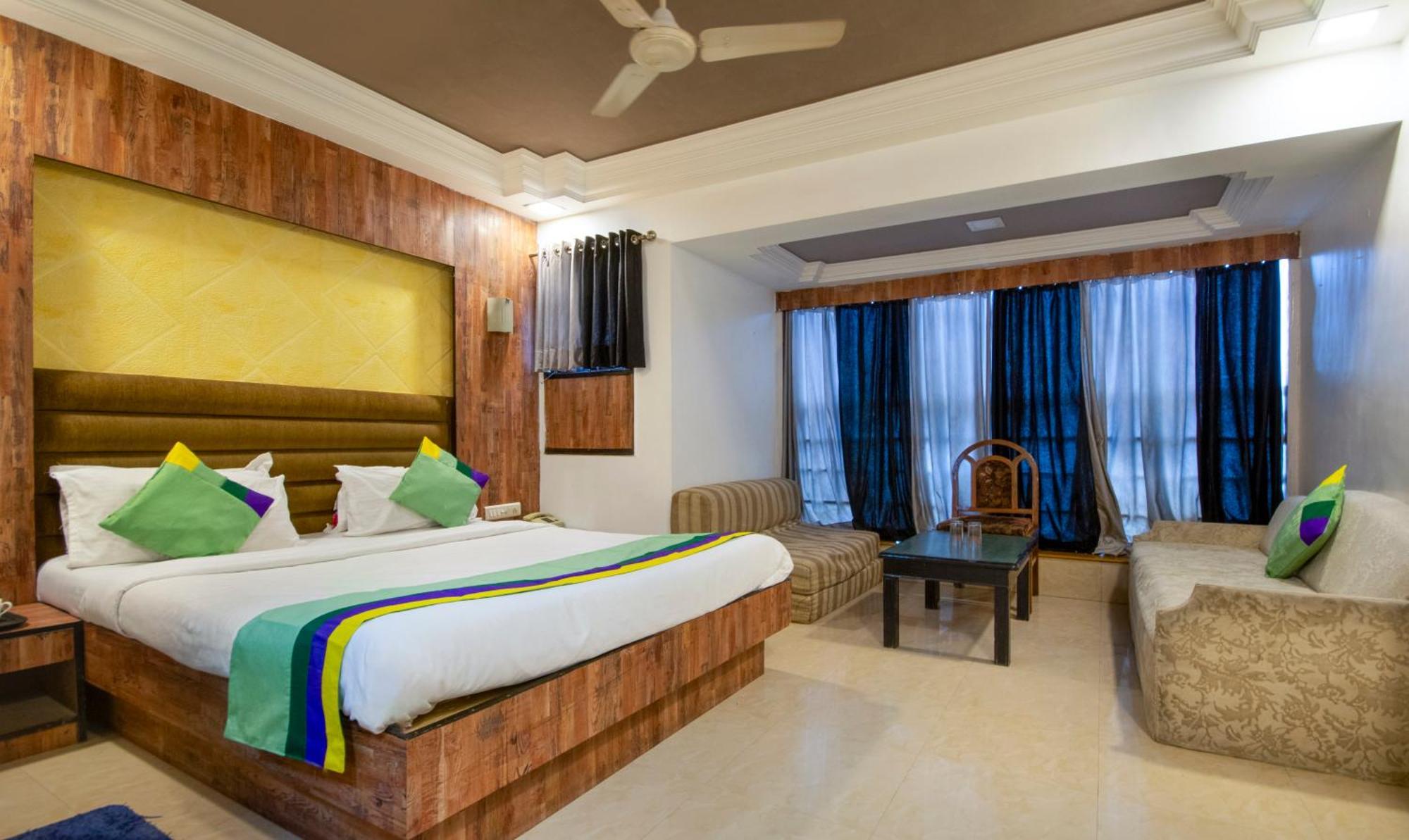 Itsy Hotels Shree Krishna Palace Ahmedabad Bagian luar foto