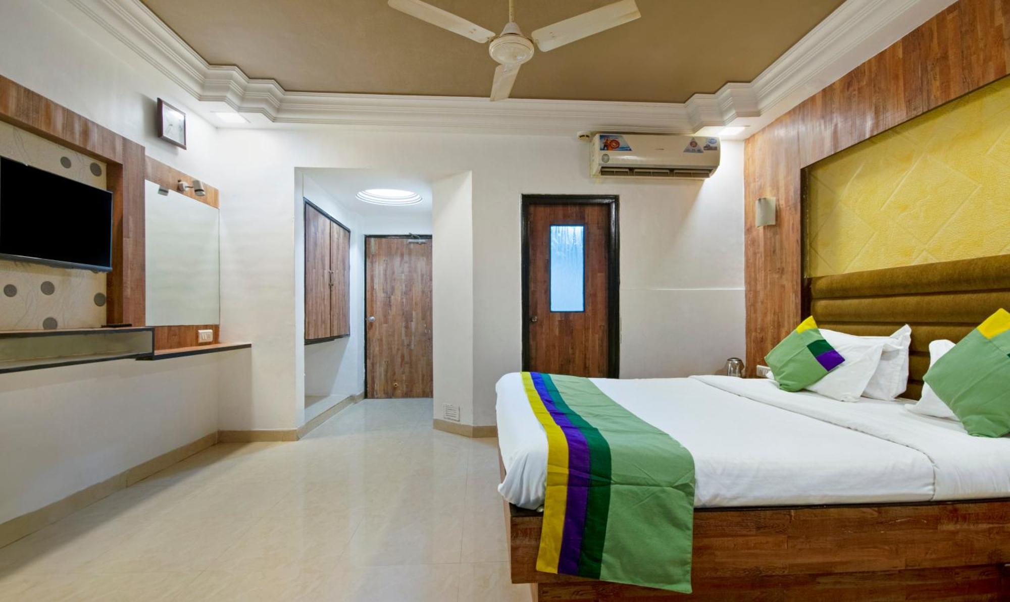 Itsy Hotels Shree Krishna Palace Ahmedabad Bagian luar foto