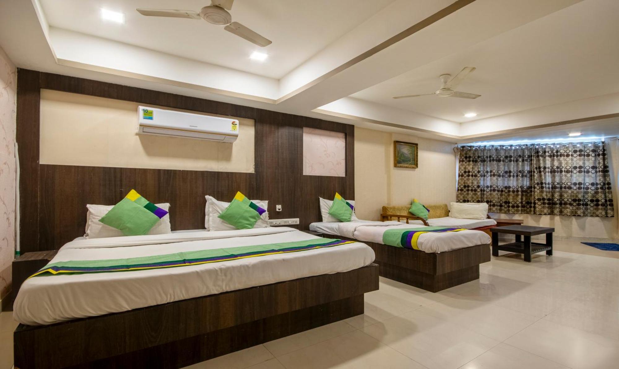 Itsy Hotels Shree Krishna Palace Ahmedabad Bagian luar foto